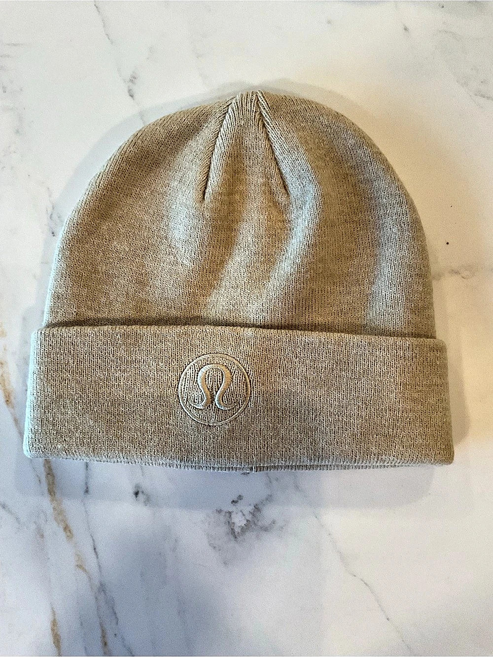 lululemon Close-Fit Wool-Blend Ribbed Knit Beanie *Embroidered Logo Beige